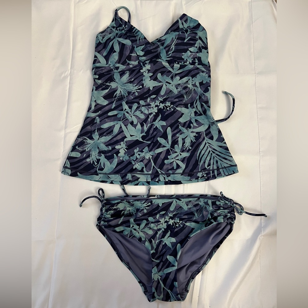 Athleta Blue/Green Floral Print Tankini Swim Set (Size XS top/XXS bottom)